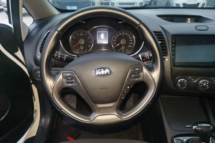 Used Kia K3 2016 1.6L Automatic GLS
