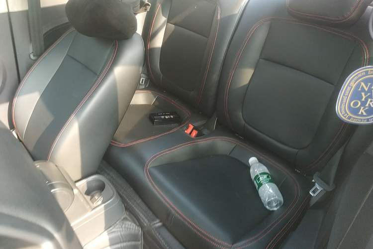 Used Volkswagen Beetle 2018 180TSI Joyful Orange Edition
