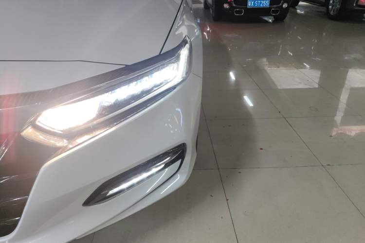 Used Honda Accord 2018 Rui Hybrid 2.0L Rui Ling Edition China VI

