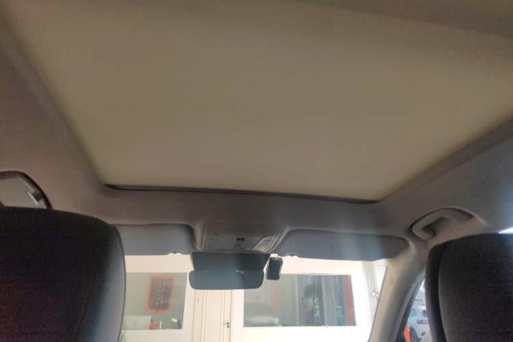 Used Hongqi HS5 2023 2.0T Qixiang Pro Edition
