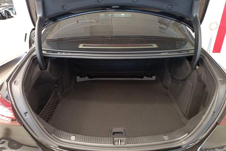 Used Mercedes-Benz E-Class 2022 Revised Version E 300 L Luxury Edition
