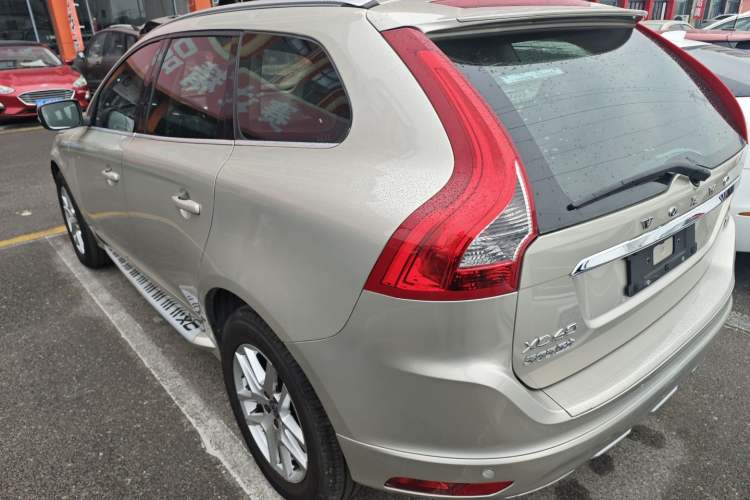Used Volvo XC60 2017 T5 Smart Upgrade Edition