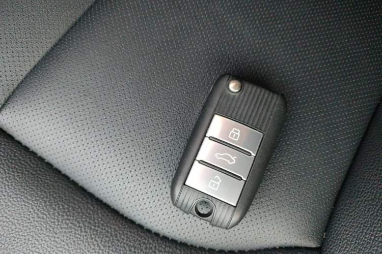 Used Roewe Ei5 2019 Smart Connect Flagship Edition
