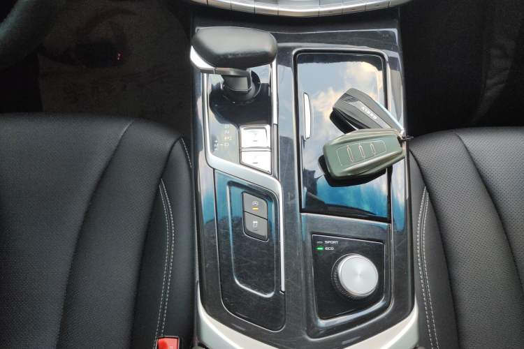 Used Geely Auto Emgrand GT 2020 1.5T MHEV Yaoxiang Edition
