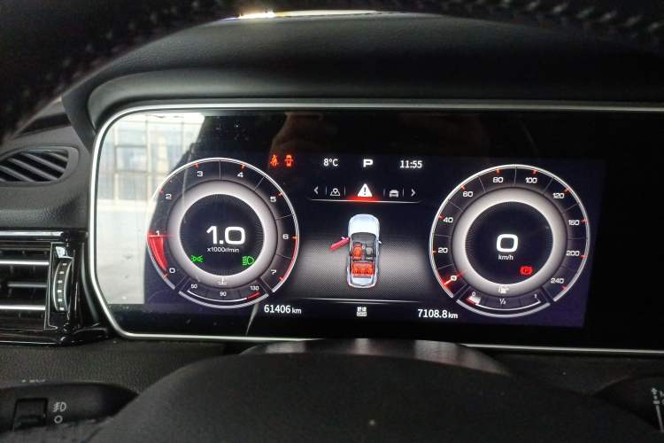 Used Hongqi HS5 2022 Facelifted Version 2.0T Smart Connect Flagship All-Wheel-Drive Edition