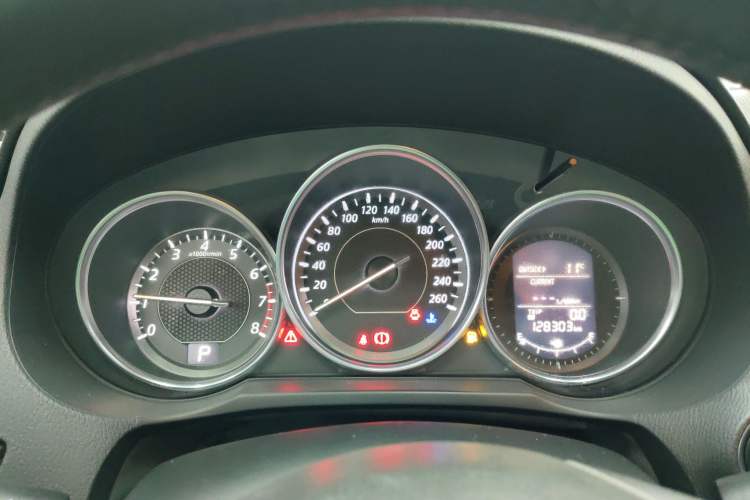 Used Mazda Atenza 2014 2.0L Blue Sky Luxury Edition
