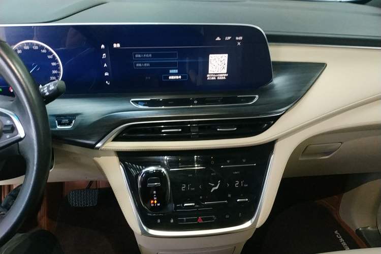 Used Buick GL8 2022 ES Land Cruiser 653T Luxury Model
