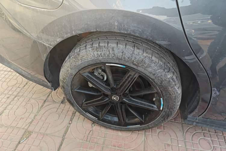 Used Changan UNI-V iDD 2023 Zhidian iDD 1.5T 113km Smart & Fun Version (Rapid Edition)