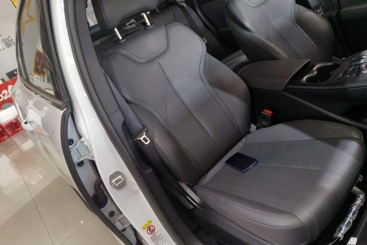 Used BYD Qin PLUS 2025 DM-i Smart Drive 55KM Beyond Model
