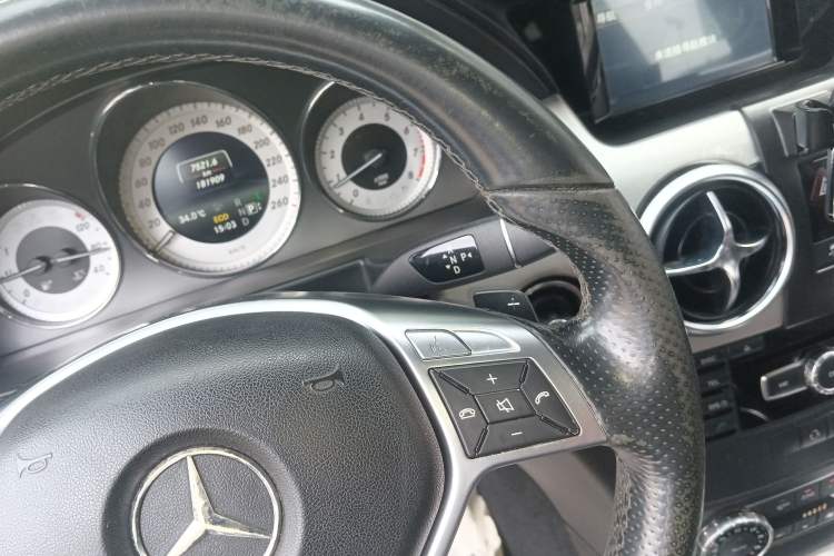 Used Mercedes-Benz GLK-Class 2014 GLK 200 Standard Model