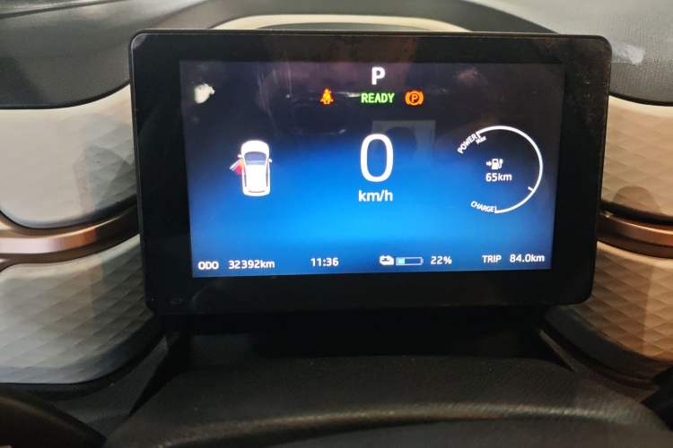 Used SOL E10X 2021 302 km Range Luxury Version 30.2 kWh
