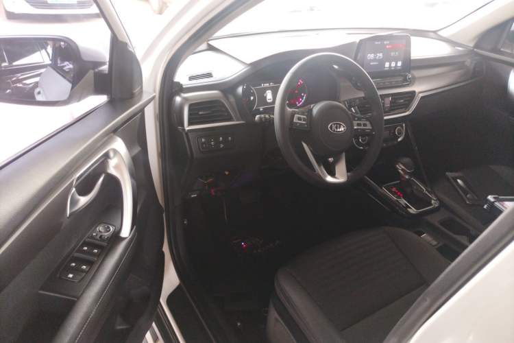 Used Kia Sportage R 2019 2.0L Automatic Smart Luxury Edition
