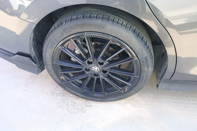 Used Changan UNI-V 2024 1.5T Prestige Sport Edition