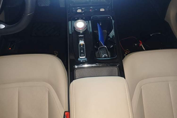 Used Wuling Xingguang 2024 Co-Creation Edition 510 Advanced Model
