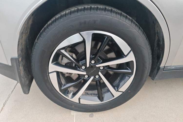 Used AION Y 2023 Younger Star Edition
