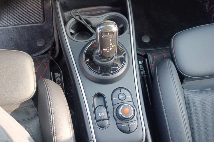 Used  Countryman 2019 1.5T COOPER Artist Weekend Travel Edition
