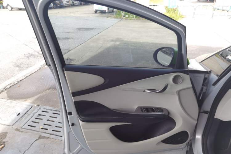 Used BYD Dolphin 2021 405 km Free Version
