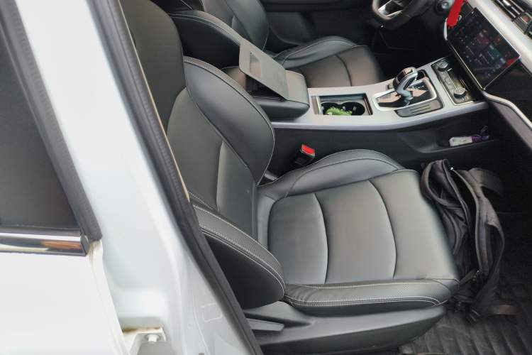 Used Geely Auto Emgrand X7 Sport 2021 Million Edition 1.8TD DCT Two-Wheel Drive Comfort Model
