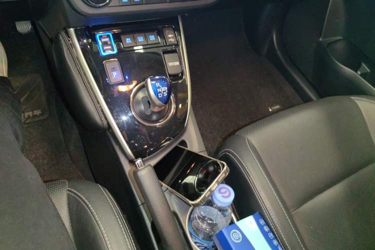 Used Toyota Levin 2016 Dual-Engine 1.8H GS-L E-CVT Leading Edition
