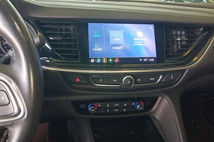 Used Buick Regal 2020 552T Luxury Version