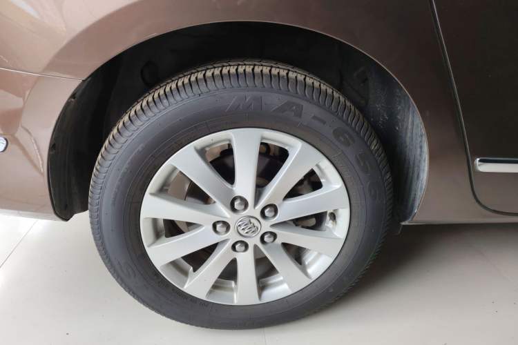 Used Buick GL8 2018 28T Luxury Model China VI Standard
