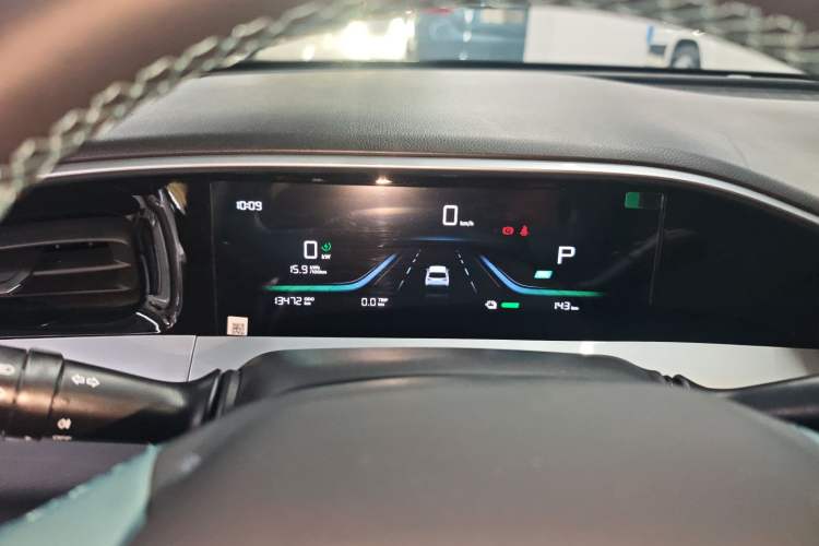 Used  Geome 2025 410 km Free Version
