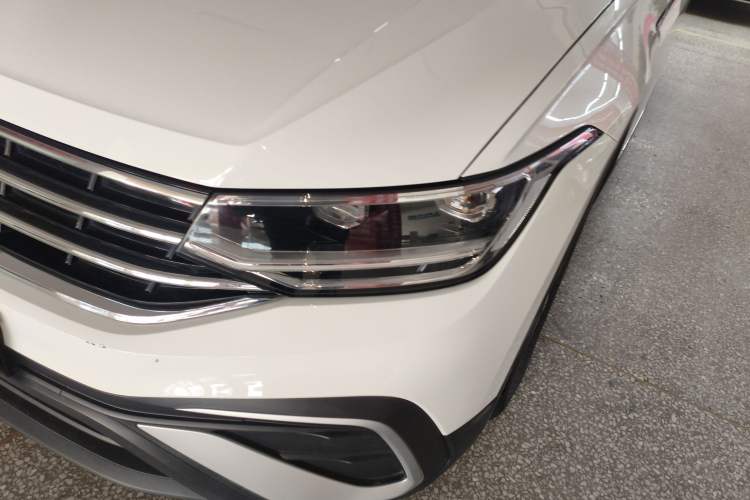 Used Volkswagen Tiguan L 2024 300TSI Automatic Two-Wheel Drive Smart Edition
