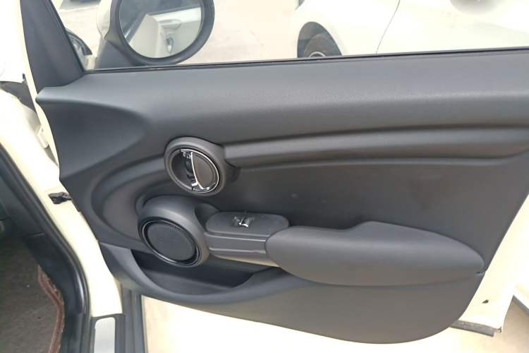 Used  MINI 2016 1.2T ONE Five-Door Edition
