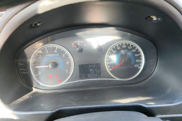 Used Dongfeng Fengon Fengon 2013 1.5L Manual Comfort Version DK15
