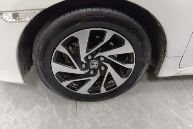 Used Honda Civic 2016 220TURBO CVT Luxury Edition
