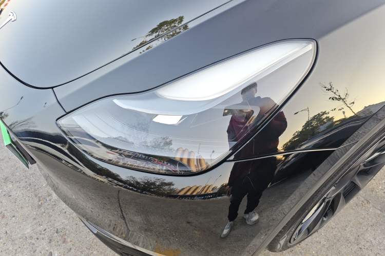 Used Tesla Model Y 2021 Standard Range Rear-Wheel Drive Version