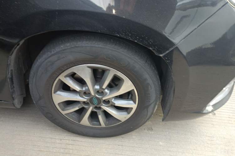 Used  Refine M6 2018 2.0T Prestige Version