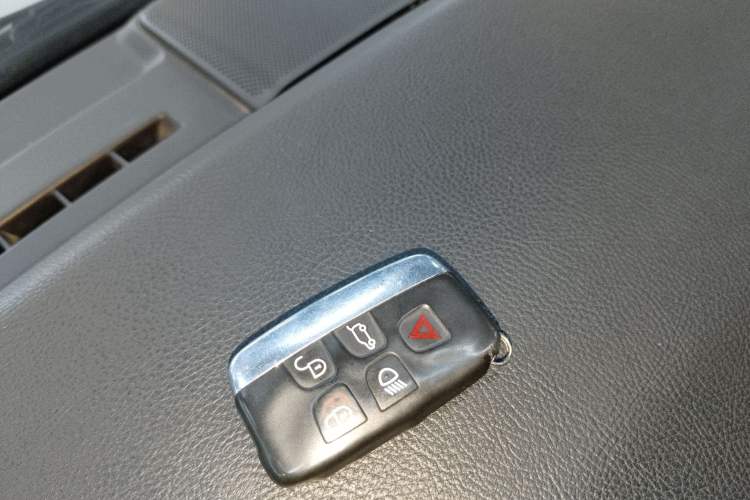 Used Land Rover Discovery 2016 3.0 SC V6 HSE