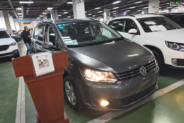 Used Volkswagen Touran 2015 1.4T DSG Comfort Edition 5 Seats
