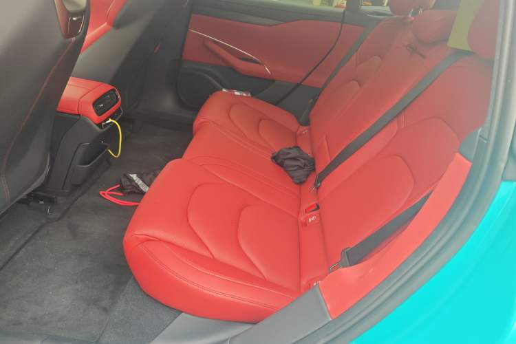 Used Xiaomi Auto SU7 2024 Rear-Drive Long-Range Intelligent Driving Version