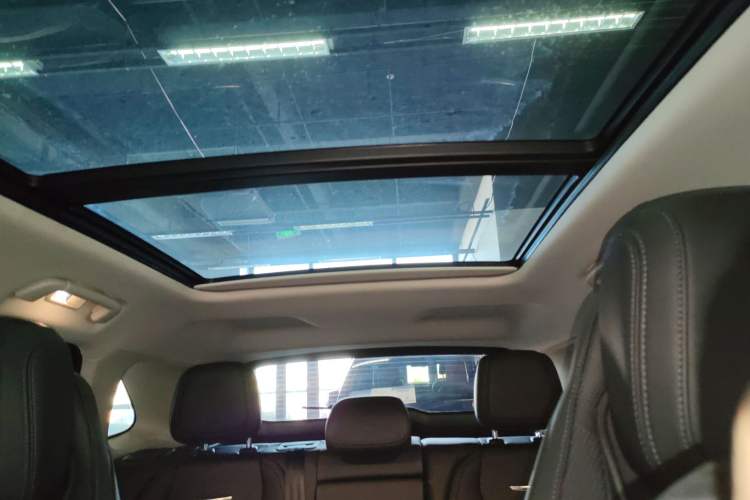 Used Hongqi HS3 2023 1.5T Two-Wheel Drive Shanwei Edition
