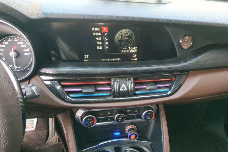 Used Alfa Romeo Stelvio 2017 2.0T 200HP Elite Edition