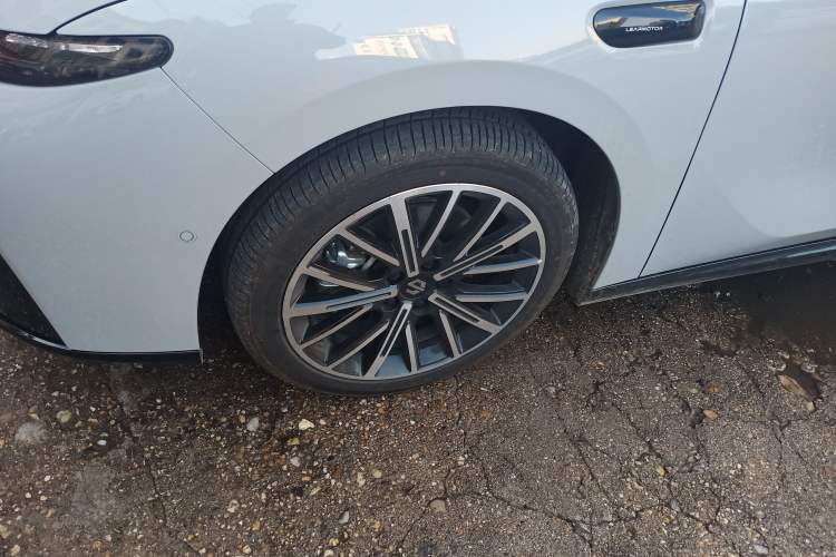 Used Leapmotor B10 2025 510 Joyful Edition
