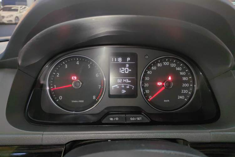 Used Volkswagen Gran Lavida 2013 1.4 TSI Automatic Comfort Model
