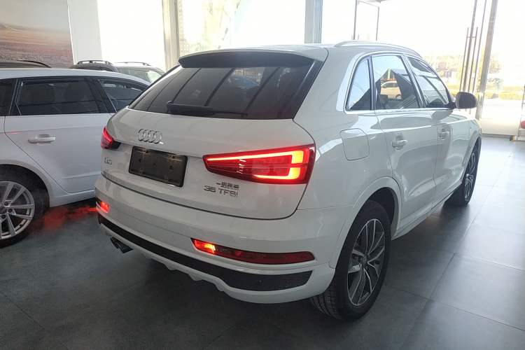 Used Audi Q3 2018 30th Anniversary Edition 35 TFSI Fashion Model
