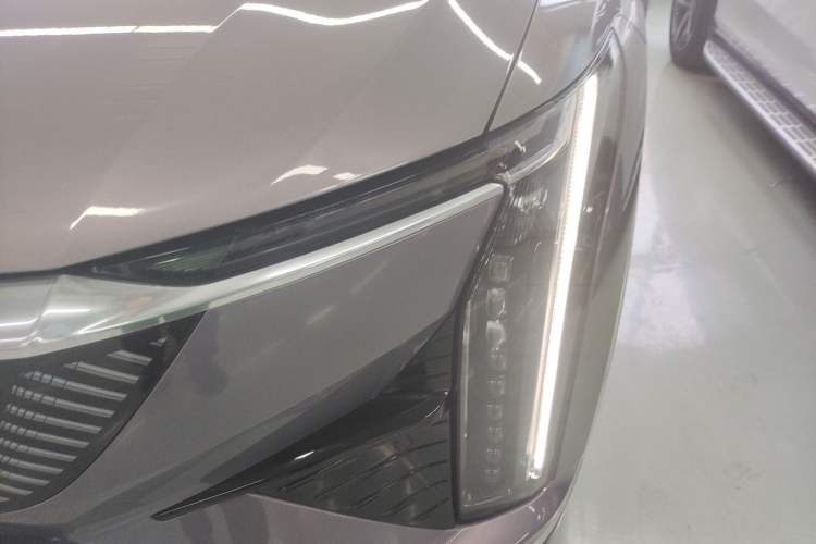 Used Cadillac OPTIQ 2024 Four-Wheel Drive Long-Range Version
