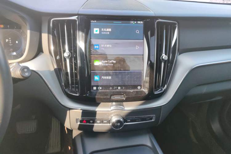 Used Volvo XC60 2022 B5 4x4 Zhiyi Luxury Edition
