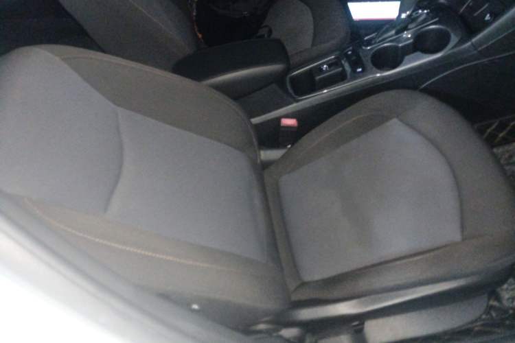 Used Chevrolet Cruze 2018 320 Automatic Pioneer Sunroof Edition
