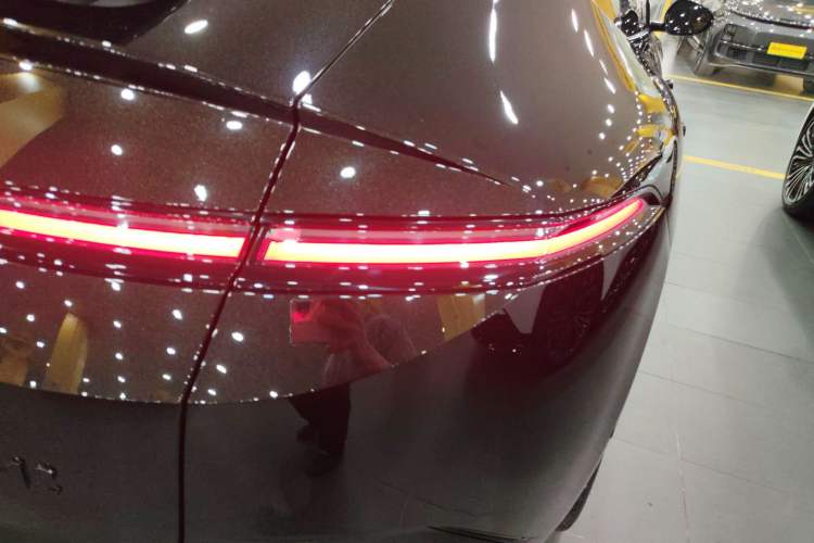 Used  12 2024 700 Three-Laser Rear-Wheel Drive Luxury Edition
