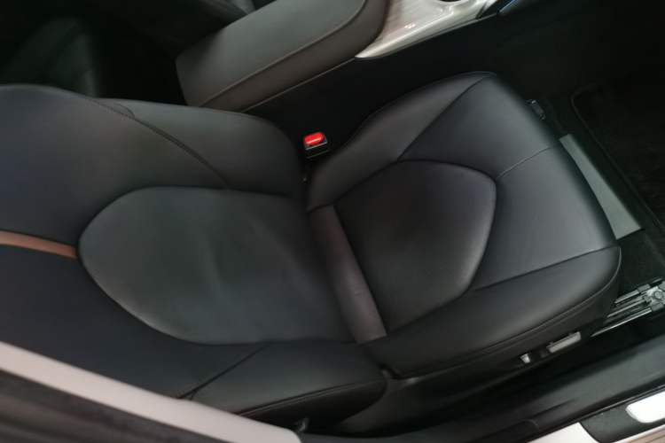 Used Toyota Camry 2019 2.5G Luxury Edition China VI Standard