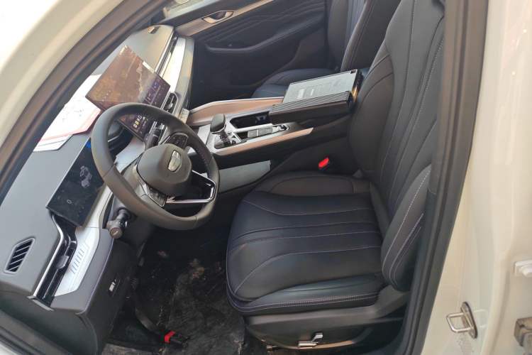 Used Geely Auto Preface 2025 Dongfang Yao 1.5TD Kunlun Edition
