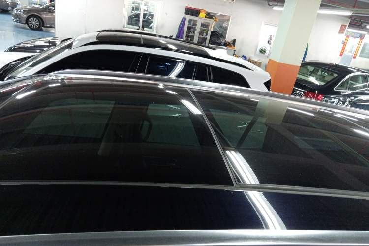 Used Hongqi HS7 PHEV 2024 2.0T PHEV Four-Wheel Drive Flagship Edition 6 Seats
