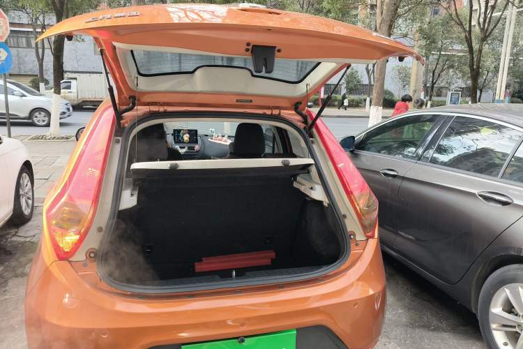 Used MG 3 2014 1.5L AMT Elite Edition
