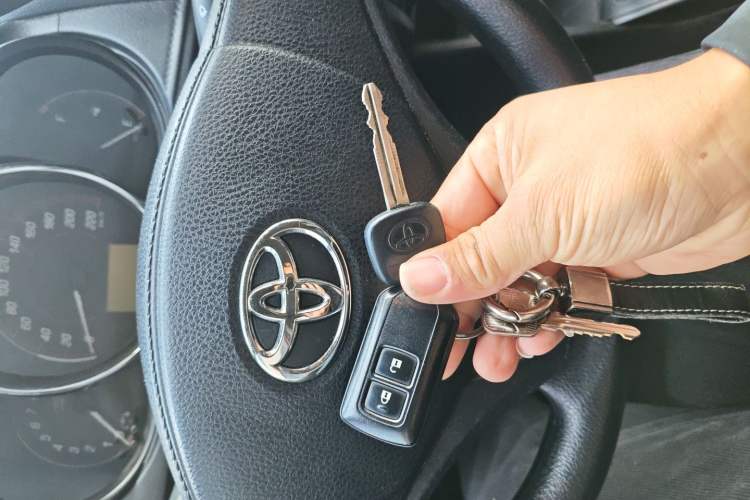 Used Toyota YARiS L 2021 1.5L CVT Leading Edition
