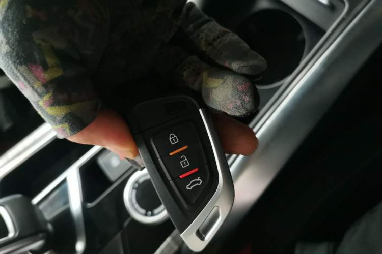 Used Farizon FX 2021 1.8T Smart Connect 5-Seater